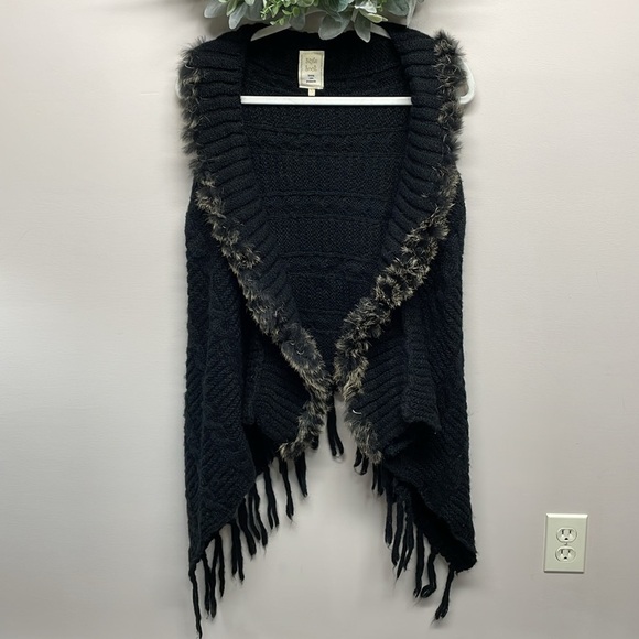 Bundle Box of Dresses Sweater Top Jacket Joggers Size SMALL - Picture 8 of 15